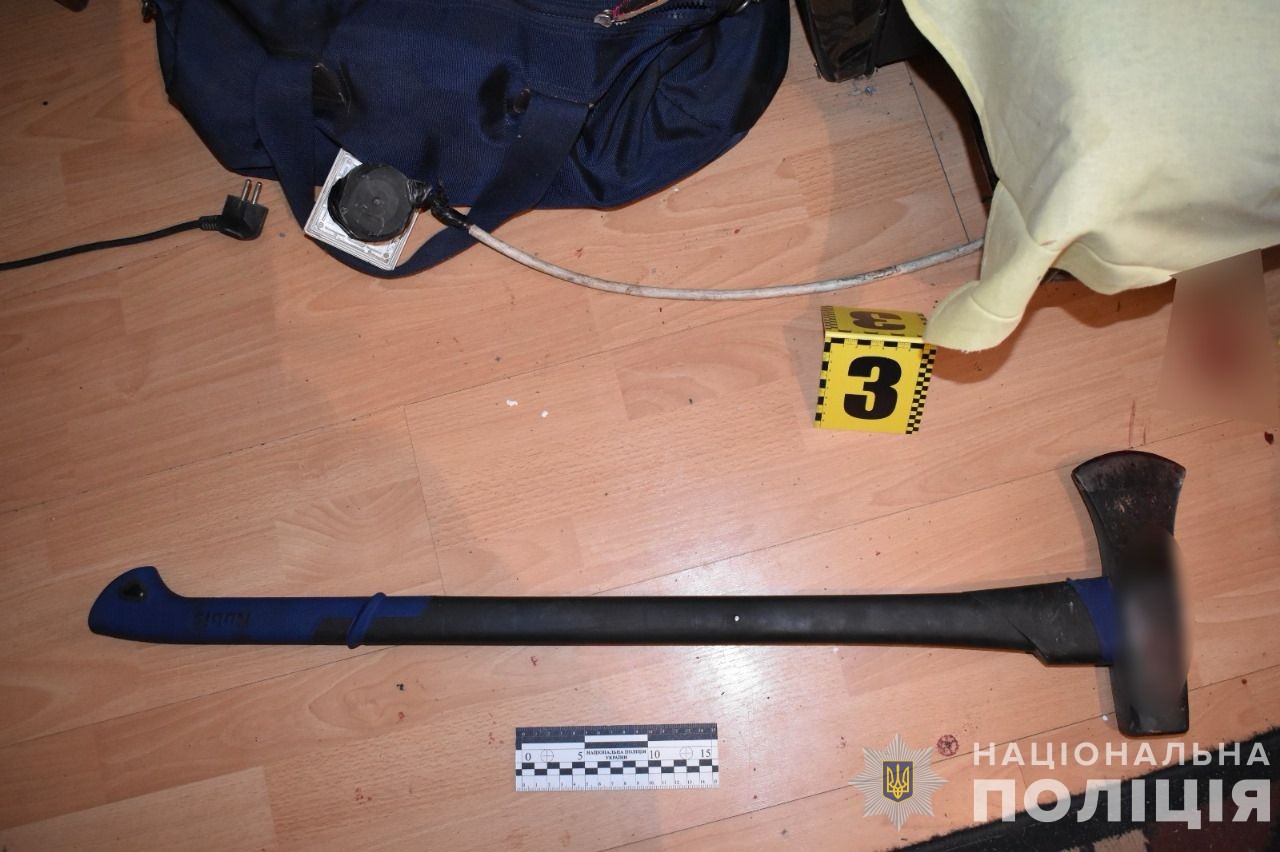 У Горонді на Мукачівщині 20-річний молодик сокирою вбив свого 24-річного односельця (ФОТО)