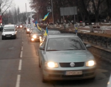 В Ужгороді відбувся черговий автопробіг на підтримку Майдану, наступний заплановано на середу