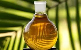 Балога пропонує заборонити використання пальмової олії у харчових продуктах