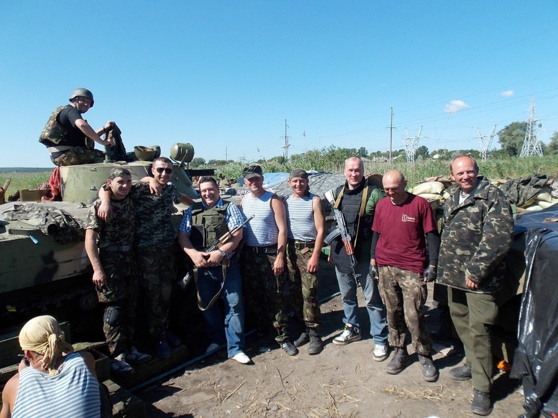 Свободівці Закарпаття передали допомогу бійцям, які воюють біля Слов’янська (ФОТО)