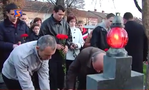 У Мукачеві та Хусті вшанували загиблих під час Голодомору 32-33 років (ВІДЕО)