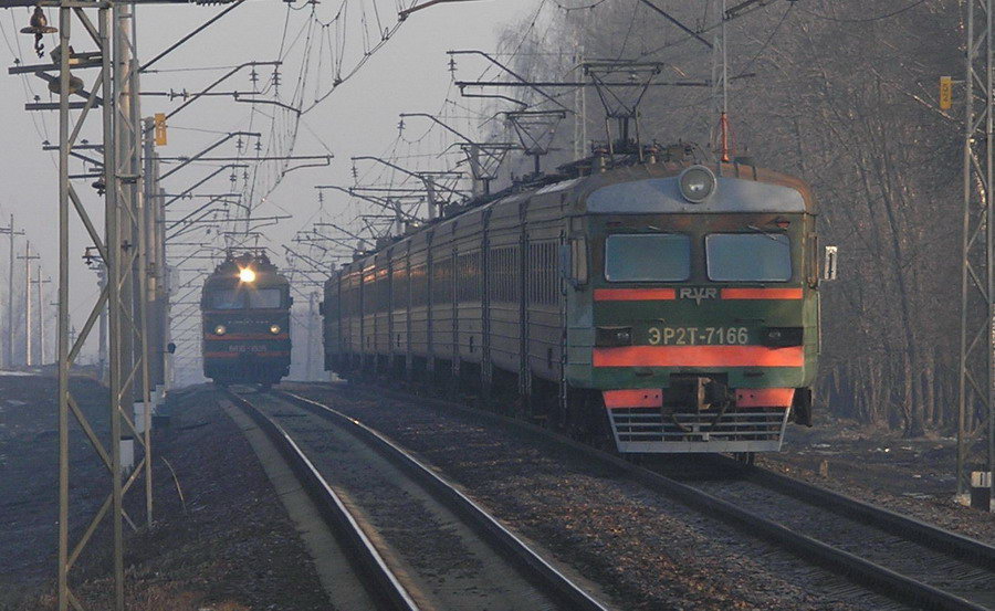 "Закарпатський" потяг на Київ тримають у Здолбунові