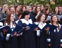 У Мукачеві закарпатські хори співали за спокій в Україні (ВІДЕО)