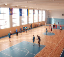 В УжНУ відкрили реконструйований спортивний зал спорткомплексу "Буревісник" (ВІДЕО)