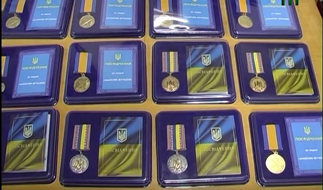 Напередодні свята Покрови 60 вояків в Ужгороді нагородили медалями (ВІДЕО)