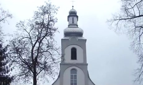 На Хустщині за одну ніч обікрали дві церкви в різних селах (ВІДЕО)