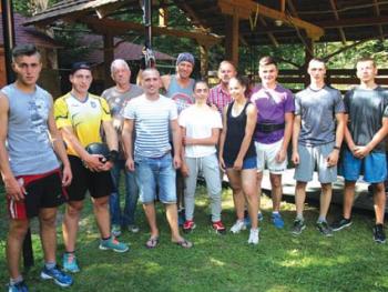 Гірськолижники та сноубордисти провели вже третій навчально-тренувальний табір на Великоберезнянщині