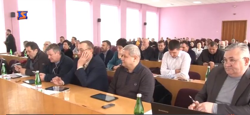 Виноградівська райрада на черговому засіданні затвердила низку районних програм (ВІДЕО)