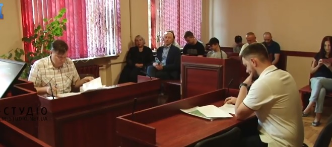 Підозрюваних у вбивстві на АЗС в Мукачеві суд залишив під вартою (ВІДЕО)