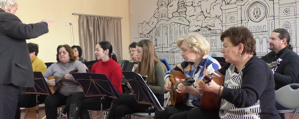Викладачі Ужгородської дитячої школи мистецтв здобули друге місце на конкурсі "Музична палітра" (ВІДЕО)