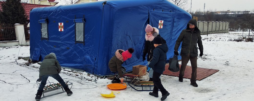 До 200 людей упродовж доби відвідують пункт обігріву в Ужгороді (ФОТО, ВІДЕО)