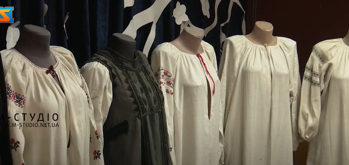 Виставку традиційного народного одягу Луганщини "Евакуйована колекція" представили в Іршаві (ВІДЕО)
