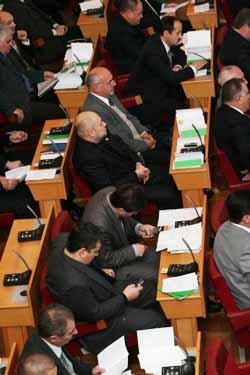 Депутатів Закарпатської обласної ради віднині буде 108, а Ужгородської міськради - 60
