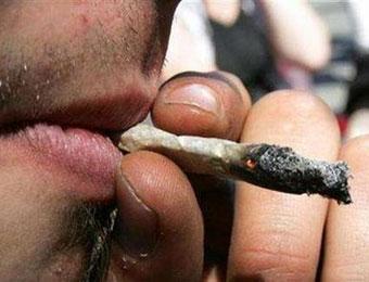 Ужгородські студенти перед парами курили марихуану в гуртожитку