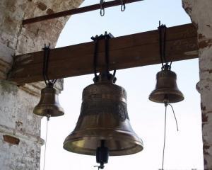 Троє закарпатців вкрали церковні дзвони на Тернопільщині