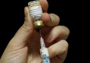 МОЗ України відзначає збільшення кількості людей, що вакцинуються проти грипу