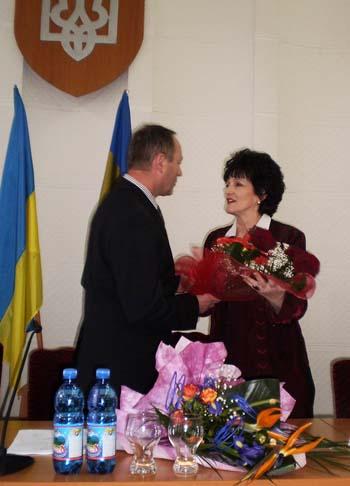 2-ге пленарне засідання 1-ї сесії Ужгородської райради співпало з днем народження її голови (ФОТО)