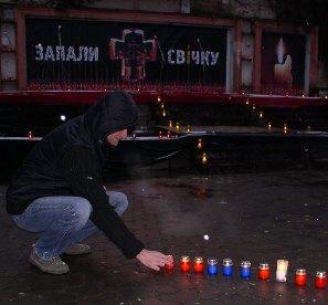 В Ужгороді пройшов мітинг-реквієм, приурочений пам'яті жертв Голодомору 1932-1933 років (ФОТО)