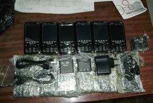 На Закарпатті на кордоні в українця "відібрали" контрабандні "мобілки" на 84,8 тис. грн.
