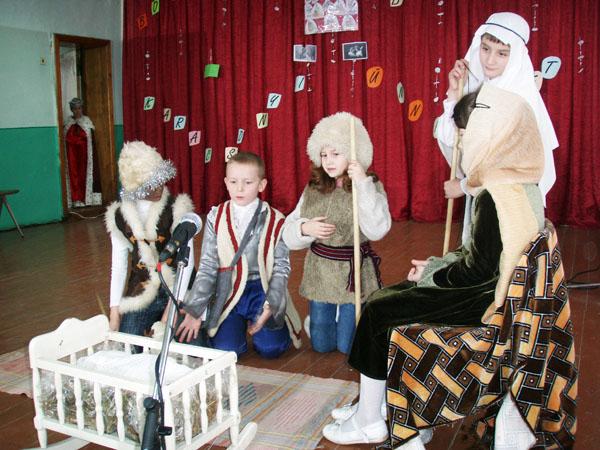 У Тячеві відбувся конкурс дитячих колядок (ФОТО)