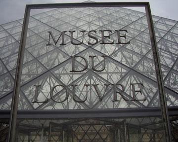 Лувр продовжує залишатися найбільш відвідуваним музеєм в світі