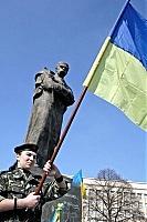 Міська влада Ужгорода не вправі забороняти святкування Дня соборності біля пам’ятника Шевченкові