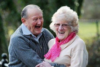 Пенсіонери знову одружилися через 57 років після розлучення