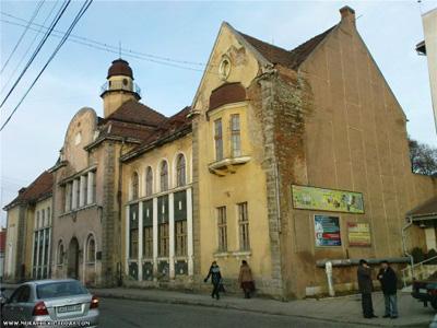 Колишній Будинок офіцерів у Мукачеві