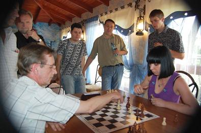 На Закарпатті стартував чемпіонат області з шахів (ФОТО)