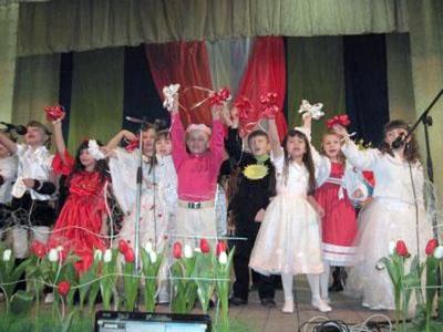 На Закарпатті відбувся традиційний 12-й румунський фестиваль "Мерцишор" (ФОТО)