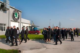 Президент України відвідав автомобільний завод "Єврокар" 