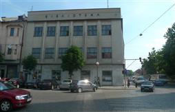 Споруда Мукачівської бібліотеки перебуває в аварійному стані (ФОТО)