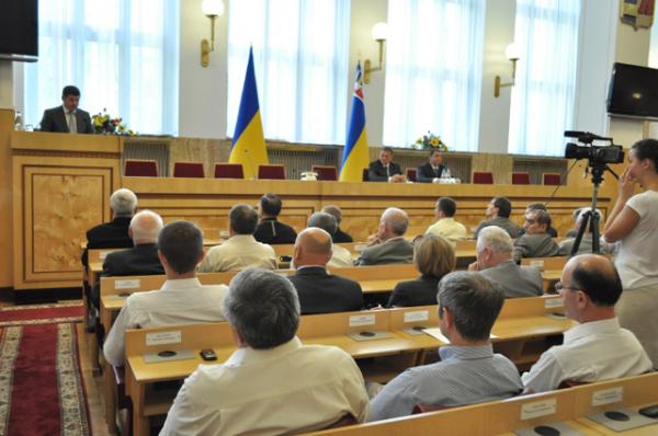 На Закарпатті відзначили річницю Конституції та возз’єднання краю з Україною (ФОТО)