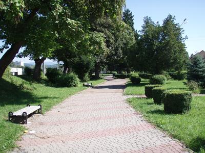 У Мукачеві один парк нагадує розкішний сад, а для другого ще шукають інвесторів