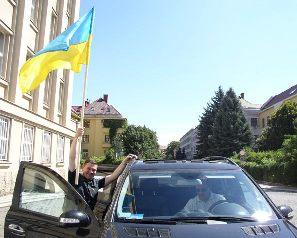 В Ужгороді відбувся автопробіг до Дня Незалежності (ФОТО)