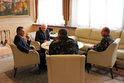 «Губернатор» Закарпаття зустрівся з командиром 13-го Армійського корпусу ЗСУ (ФОТО)
