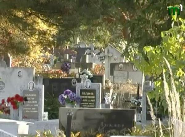 В Ужгороді на кладовищі виділили 10 спеціальних місць для колишніх мерів (ВІДЕО)