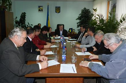 На засіданні президії Мукачівської райради погодили питання майбутньої сесії (ФОТО)
