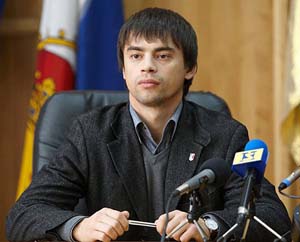 За звільнення секретаря Ужгородської міськради депутати голосували в таємному режимі