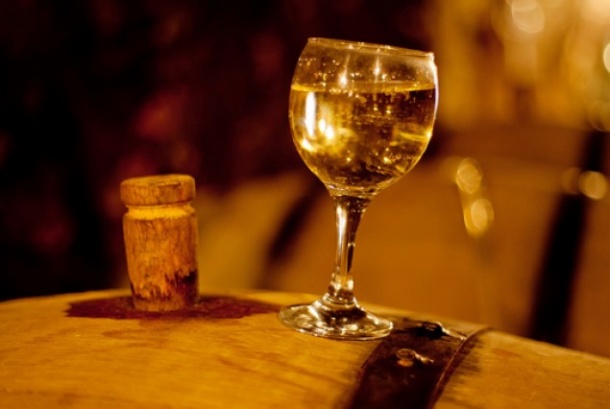 У травні в Ужгороді знову пройде фестиваль вина та меду «Сонячний напій»