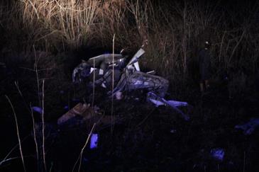 На Іршавщині авто, що врізалося в дерево, розірвало навпіл, водій загинув (ФОТО)