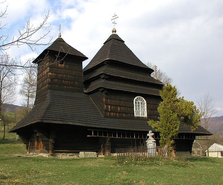 На Ужгородщині вирішують, як покарати крадіїв, які грабували сільські церкви