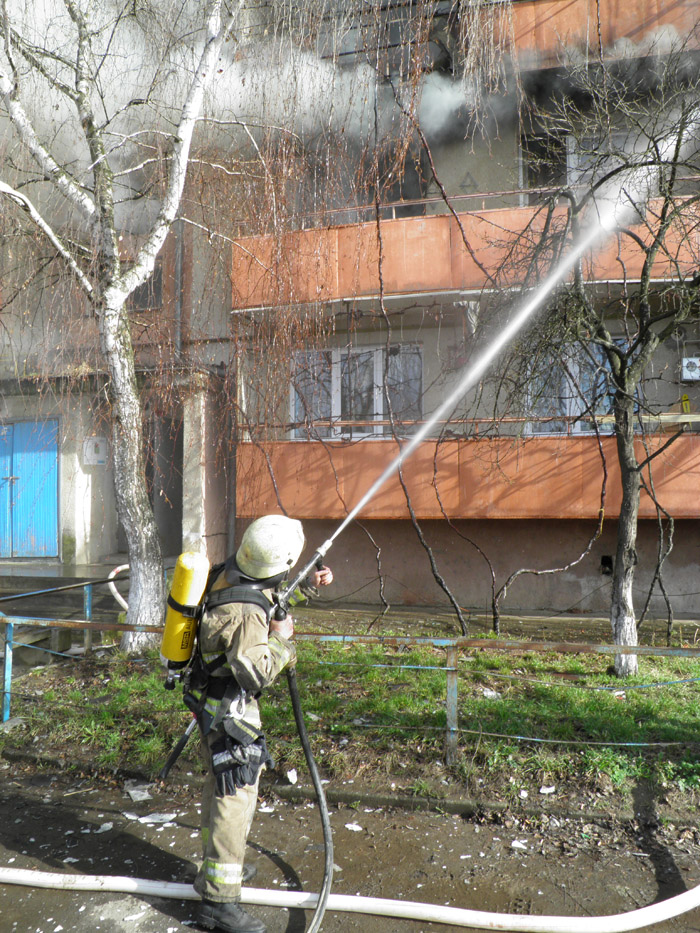 В Ужгороді, аби загасити пожежу у п