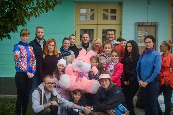 В Ужгороді завершився благодійний пробіг Дмитра Джміля "10 інтернатів за 10 днів"