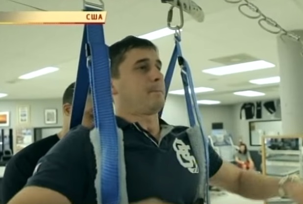 Важко поранений у війні на Донбасі прикордонник з Мукачева проходить реабілітацію в США (ВІДЕО)