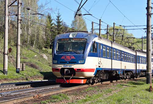 Через ремонт потяг "Івано-Франківськ – Рахів" кілька днів курсуватиме укороченим маршрутом
