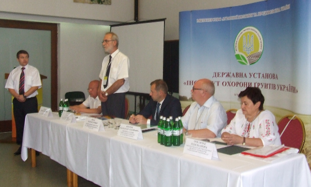 На Берегівщині відбулась міжнародна конференція по охороні грунтів та підвищенні їх родючості