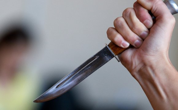 На Великоберезнянщині затримали чоловіка, що в ході сварки вбив ножем дружину