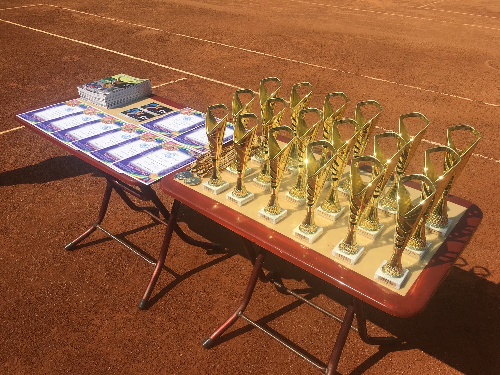 Два турніри Федерації тенісу України зібрали в Тячеві майже 150 учасників з усієї України (ФОТО)