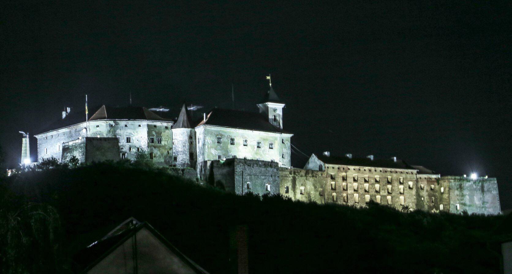У День міста в Мукачеві запрацює нове освітлення "Паланку"